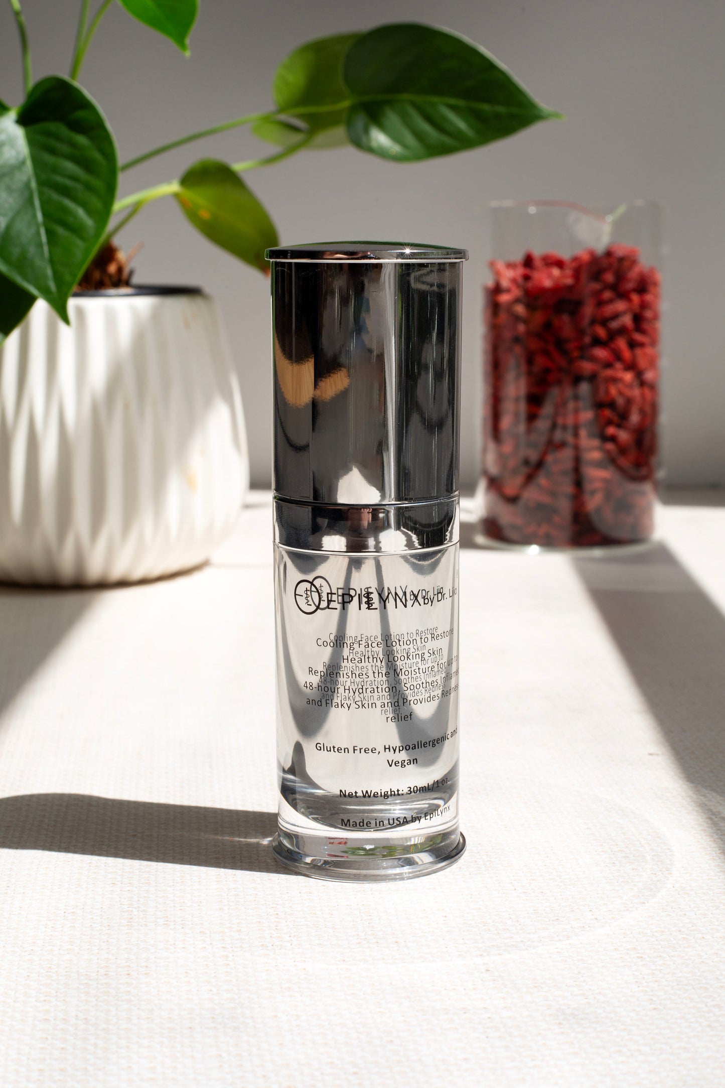 Lightweight Face Moisturizer for Sensitive & Dry Skin – Calming Hydrating Cream |The Trendora Vault||