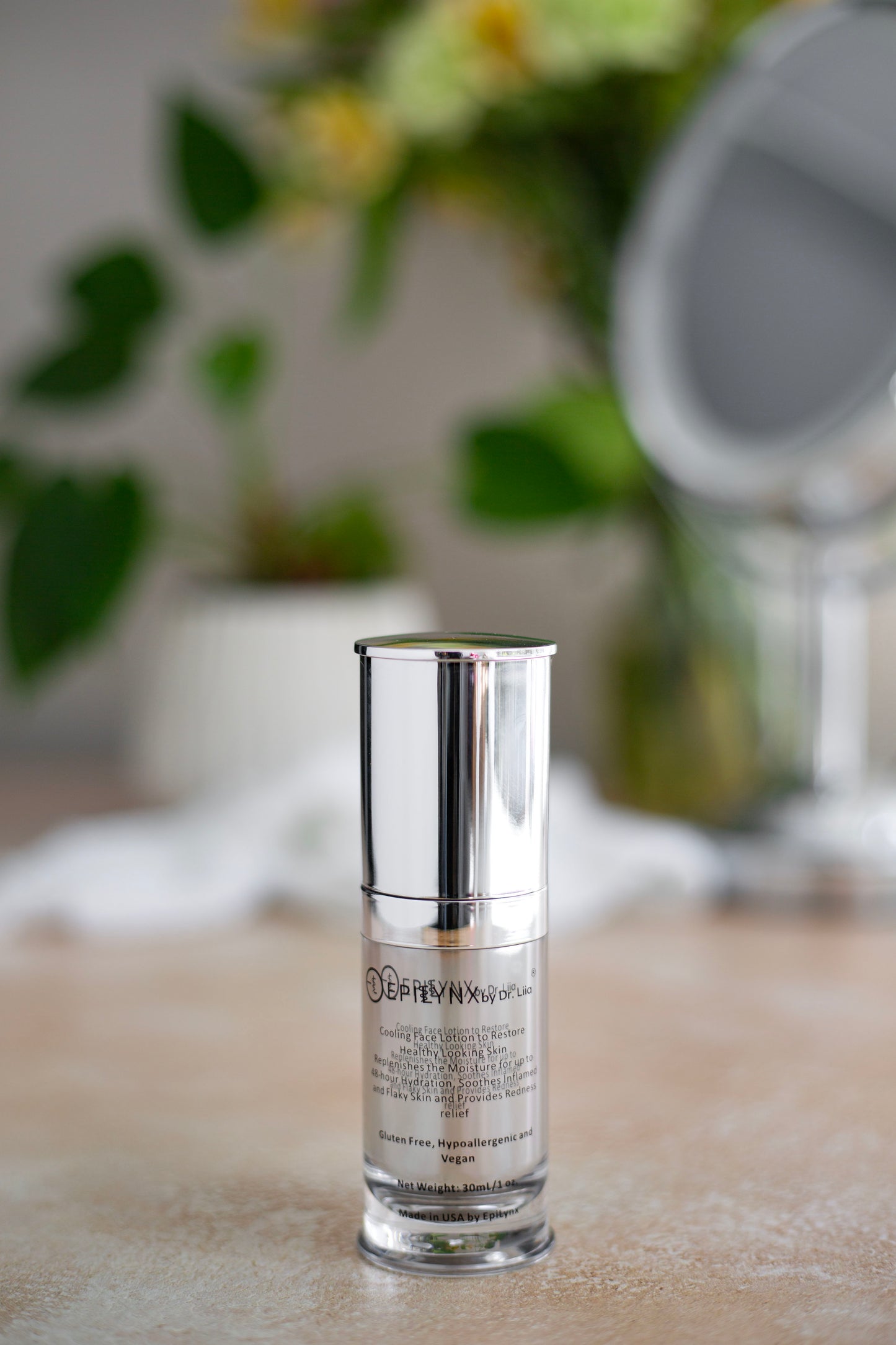 Lightweight Face Moisturizer for Sensitive & Dry Skin – Calming Hydrating Cream |The Trendora Vault||